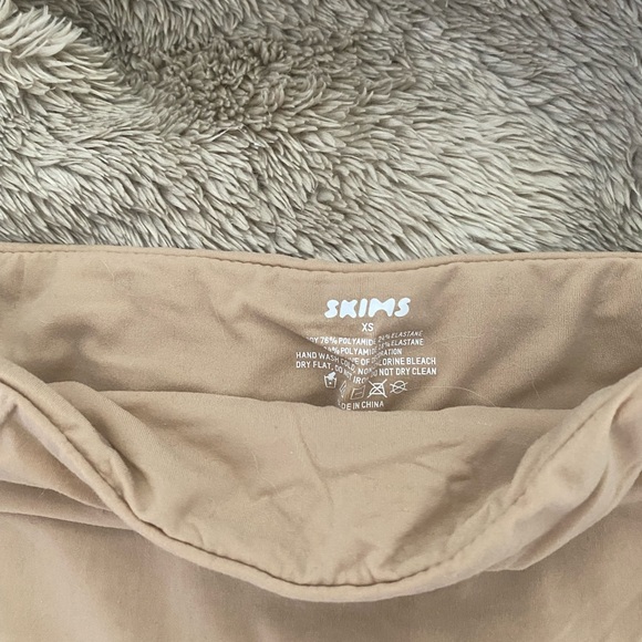 SKIMS Other - SKIMS *like new* Fits Everybody Bandeau Bra